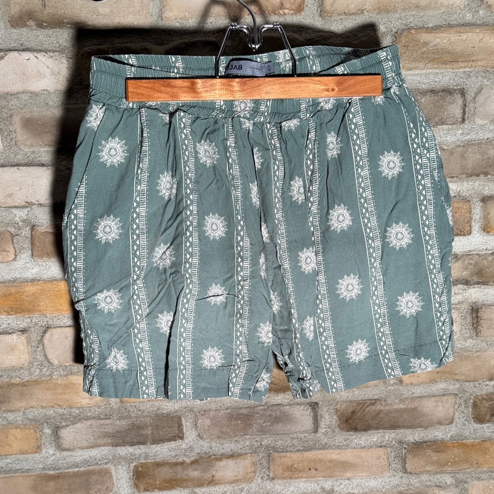 DJAB Olive Patterned Shorts
